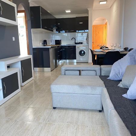 3 Bedroom Penthouse With Amazing Sea Views/ Pool Ель Монкайо Екстер'єр фото
